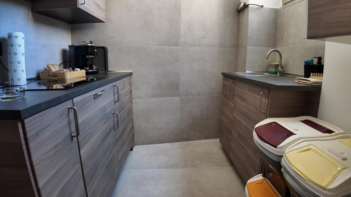 Casa Manu Nuovo Appartamento In Centro Storico 贝内文托 外观 照片